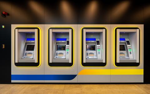 What sorts of CASH points can you withdraw money from? 